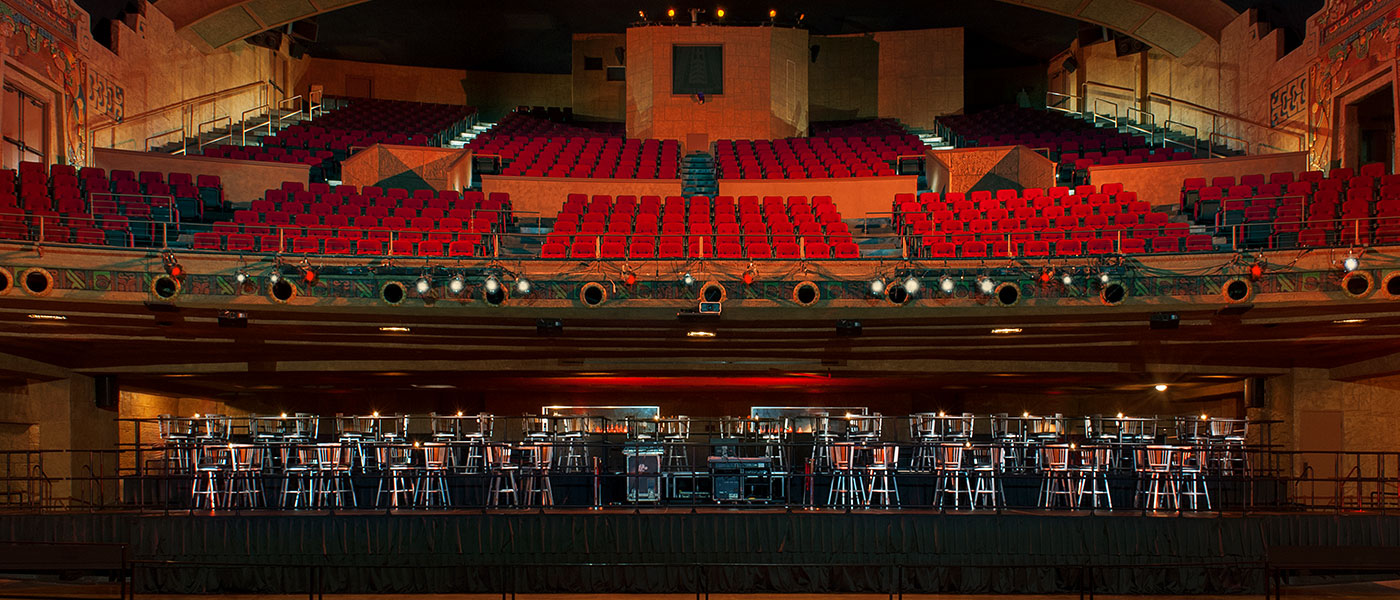 premium-seats-the-aztec-theatre